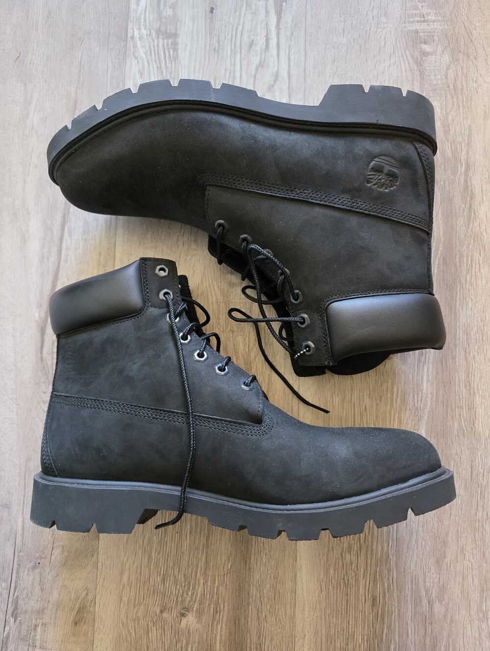 NWOB Mens Black Timberland 6inch Waterproof Boots Size 11